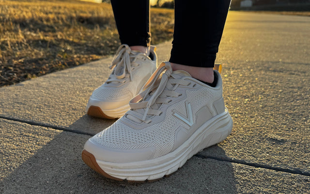 Review: Meet the Vionic Walk Max Sneaker 👟