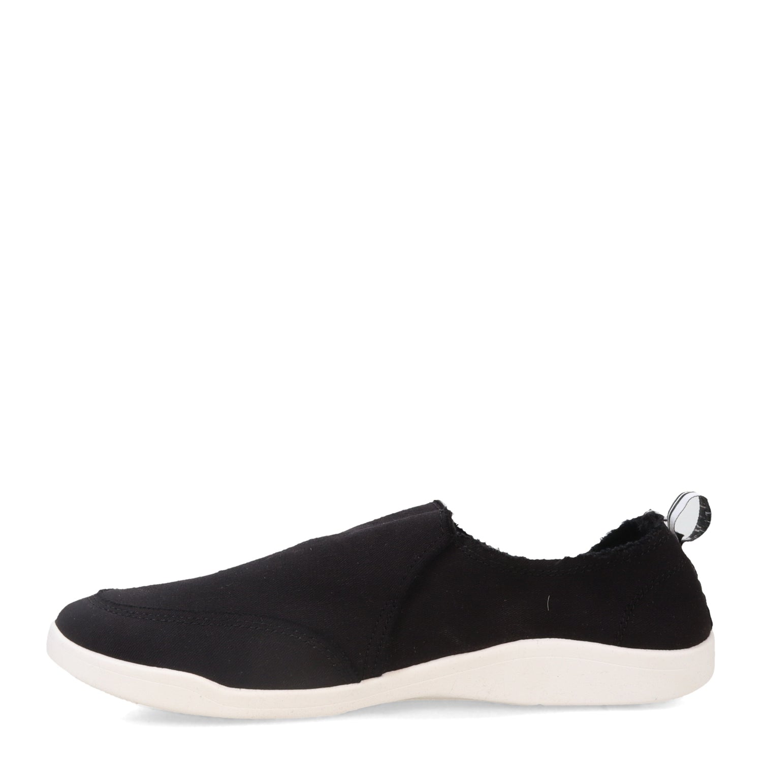 Peltz Shoes  Women's Vionic Beach Malibu Sneaker BLACK 10011609001