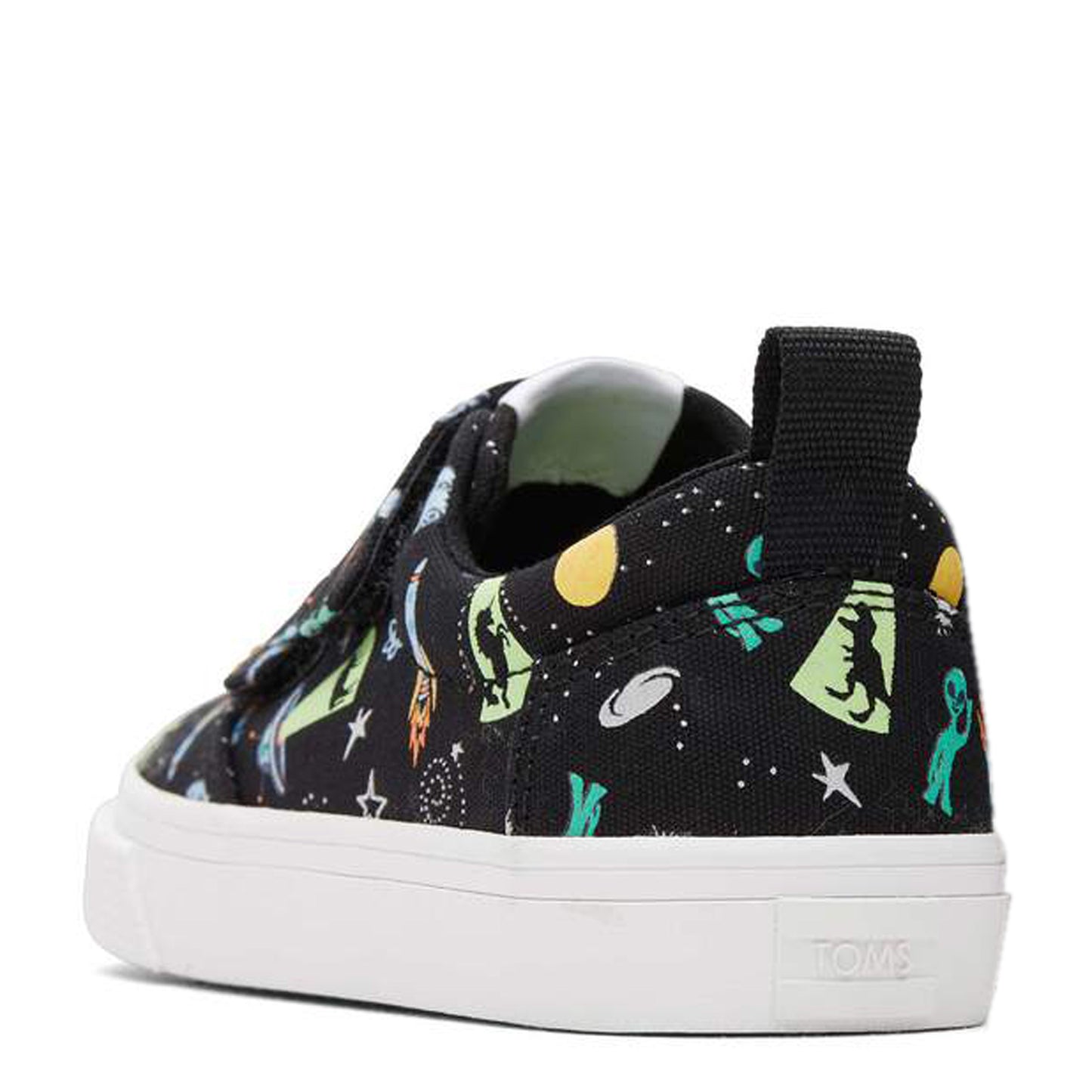 Peltz Shoes  Boy’s Toms Fenix Sneaker - Toddler Black Multi Aliens in Space 10020612