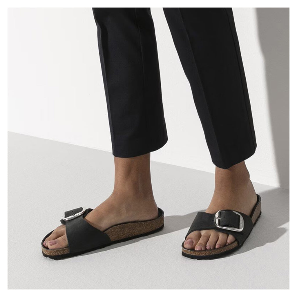 Women's Birkenstock Madrid Big Buckle Sandal BLACK OILED LEATHER 1006523 N