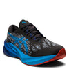 Peltz Shoes  Men's ASICS Novablast 3 Running Shoe BLACK/ISLAND BLUE 1011B458-004