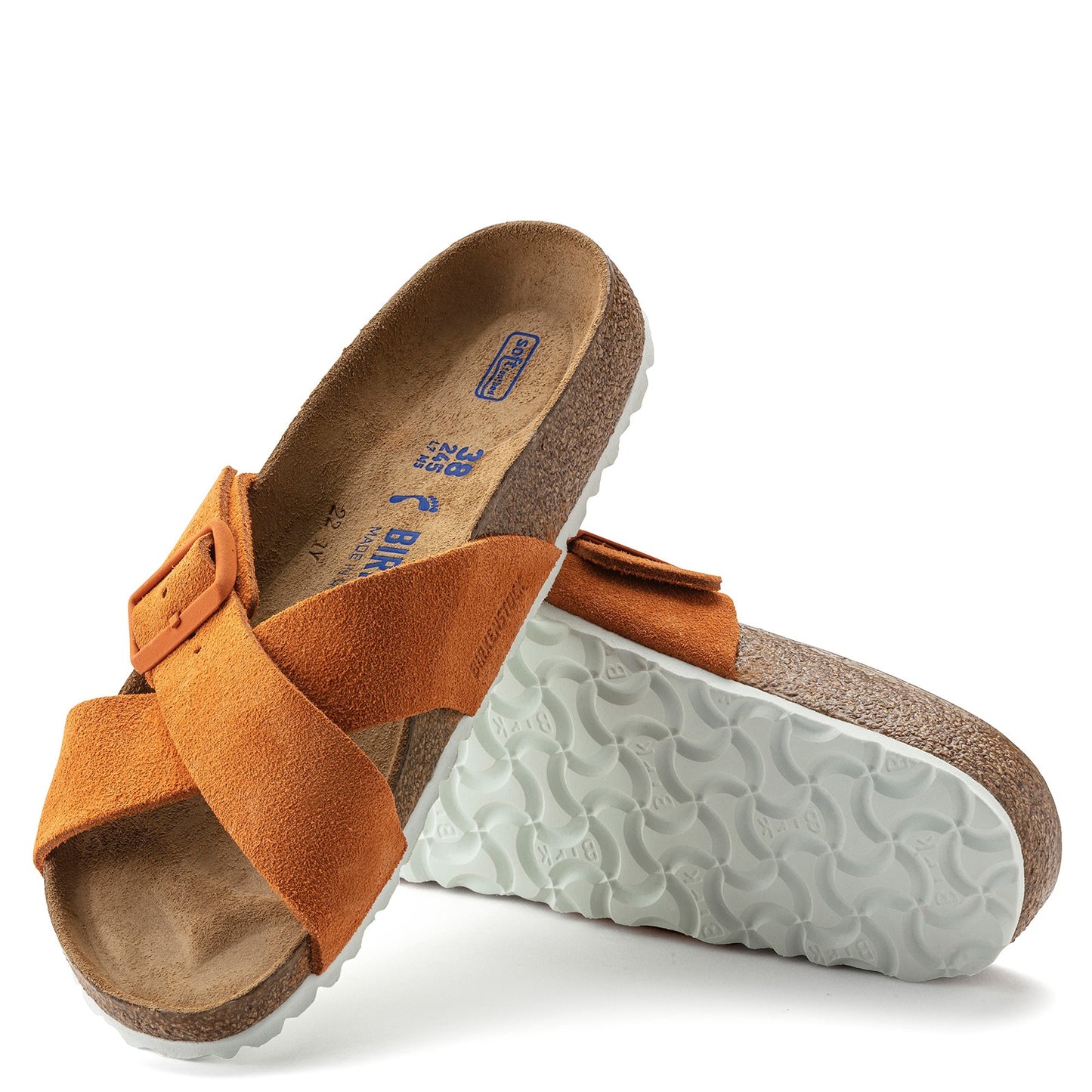 Peltz Shoes  Women's Birkenstock Siena Sandal - Narrow Width RUSSET 1021 633 N
