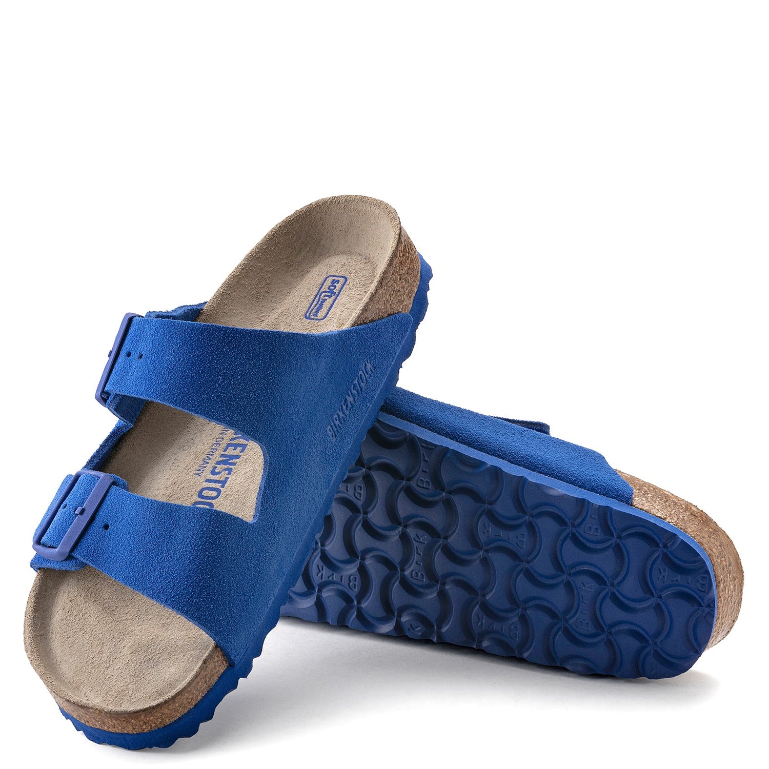 Peltz Shoes  Women's Birkenstock Arizona Soft Footbed Sandal - Narrow Width ULTRA BLUE 1022 298 N