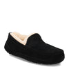 Peltz Shoes  Men's Ugg Ascot Slipper - Wide Width Black 1101110W-BLK