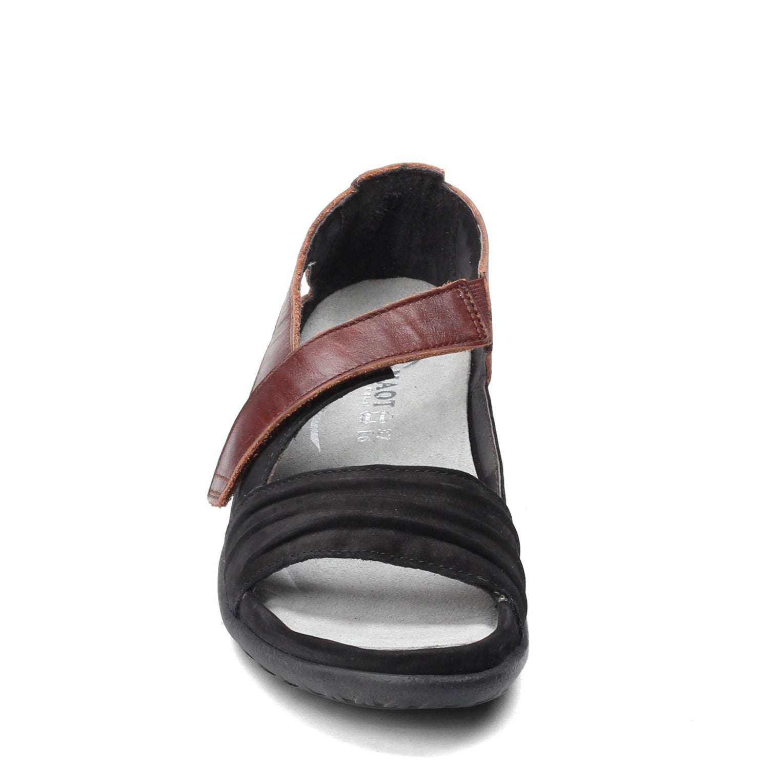 Peltz Shoes  Women's Naot Papaki Sandal BLACK VELVET NUBUCK/ 11125-NAD