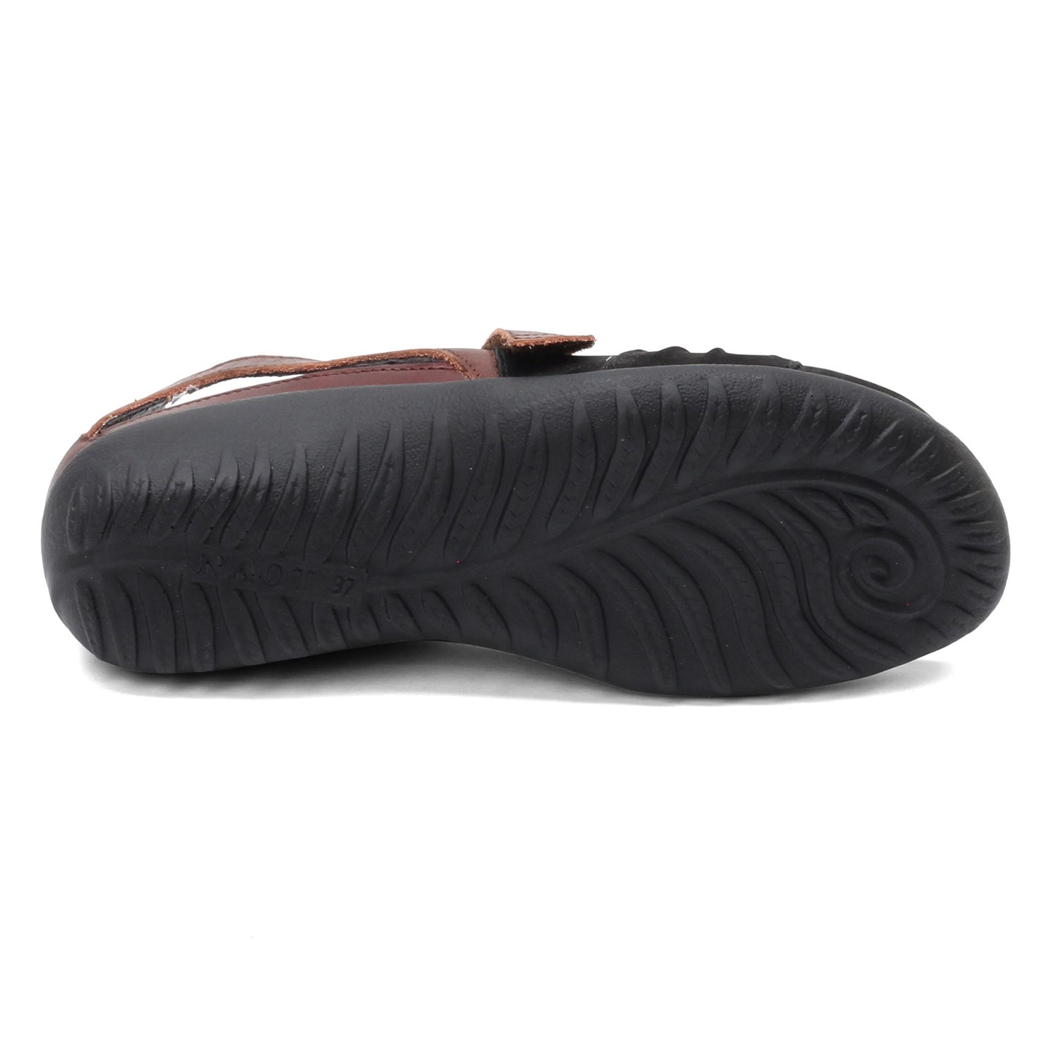 Peltz Shoes  Women's Naot Papaki Sandal BLACK VELVET NUBUCK/ 11125-NAD