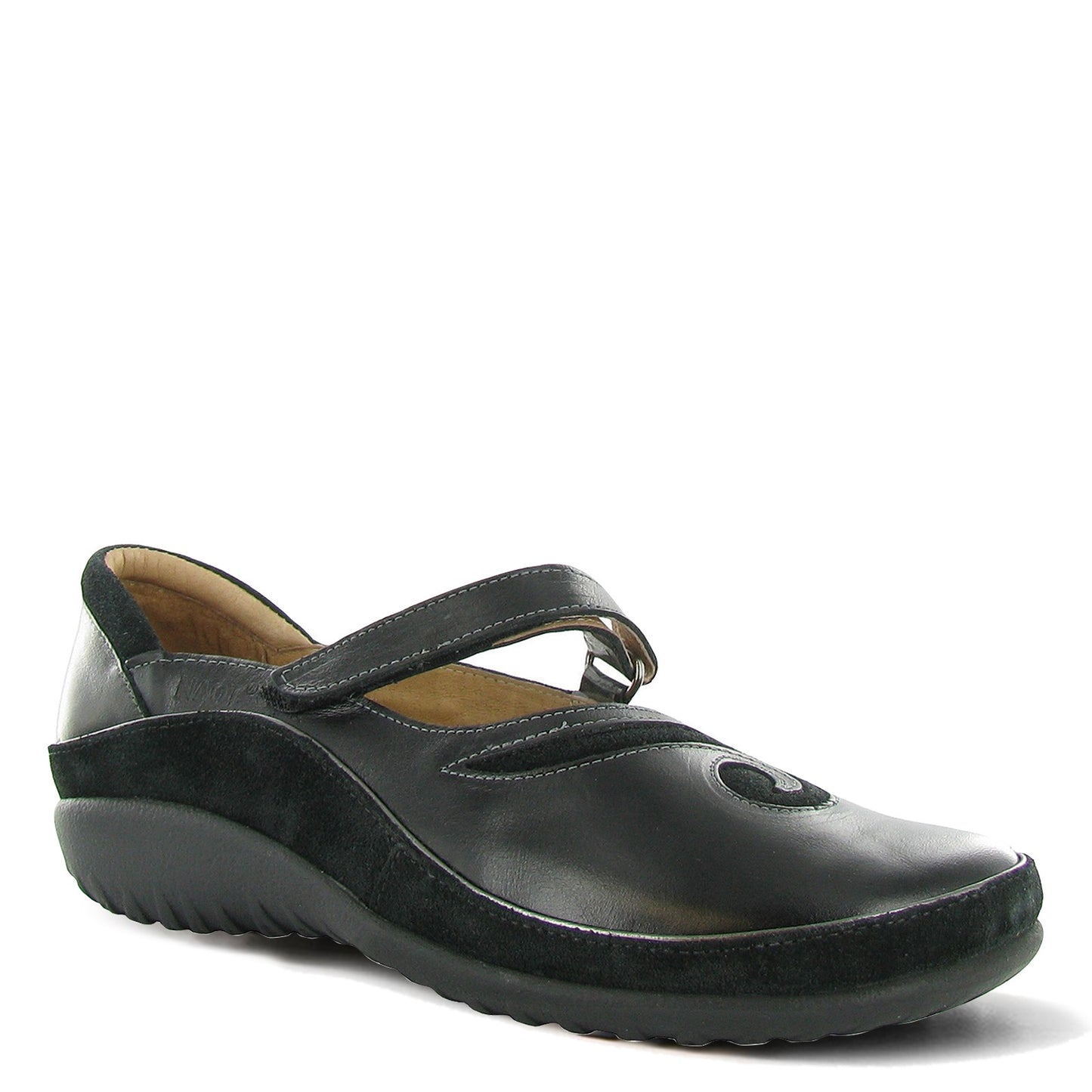 Peltz Shoes  Women's Naot Matai Slip-On Shoe BLACK MADRAS 11410-824