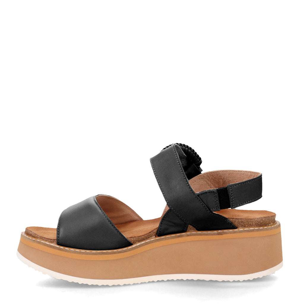 Women's Naot Crepe Sandal BLACK 124100-BA6