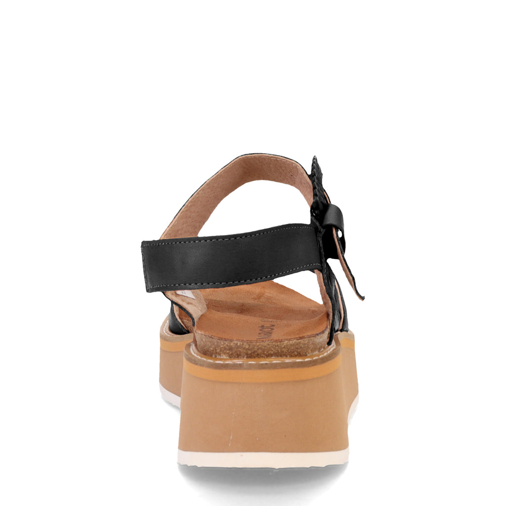 Women's Naot Crepe Sandal BLACK 124100-BA6