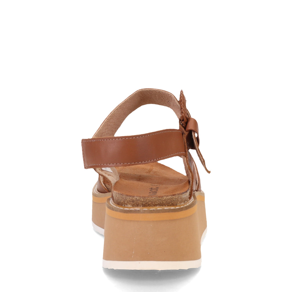 Women's Naot Crepe Sandal CARAMEL 124100-EBA