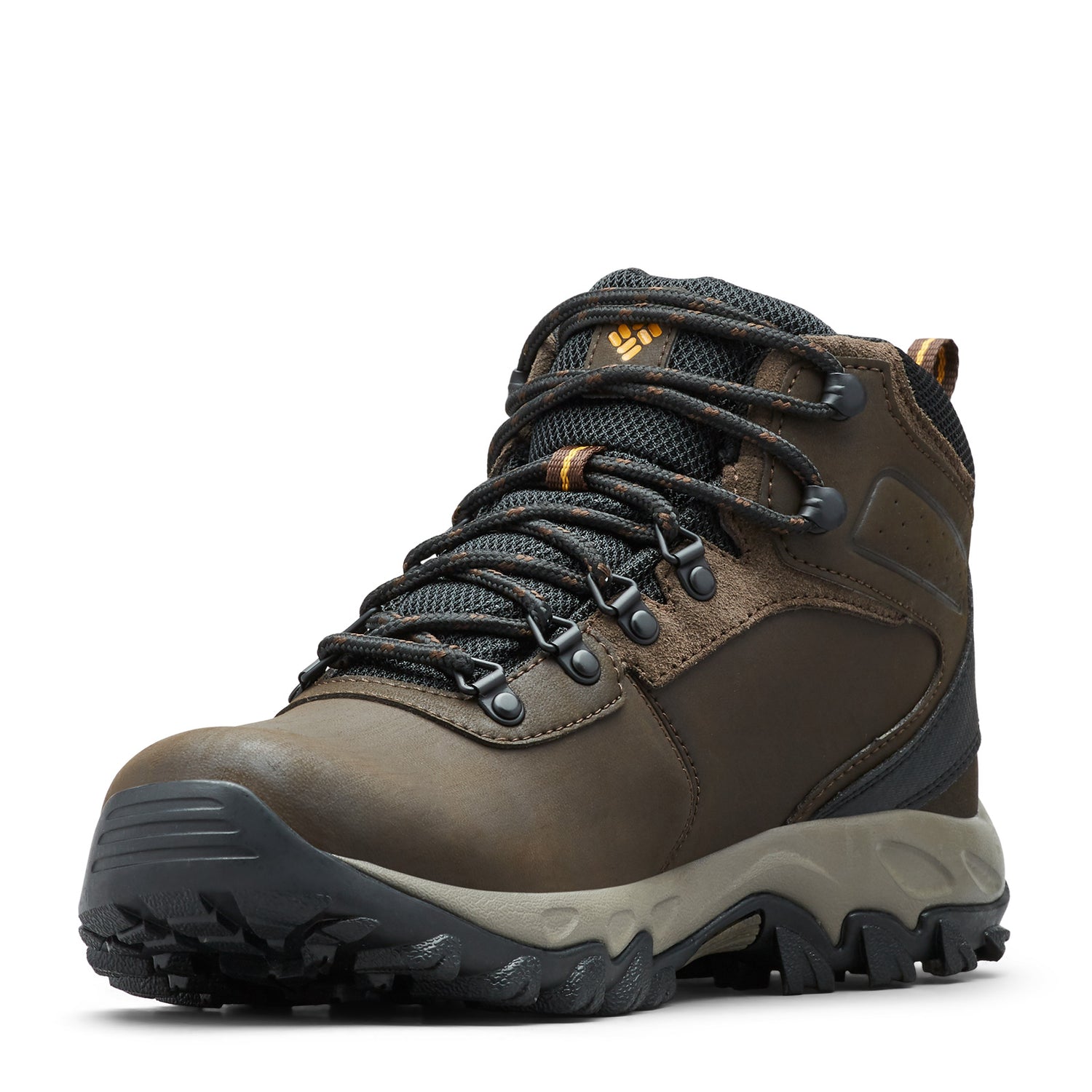 Peltz Shoes  Men's COLUMBIA NEWTON RIDGE PLUS II WP BOOTS CORDO 1594731-231