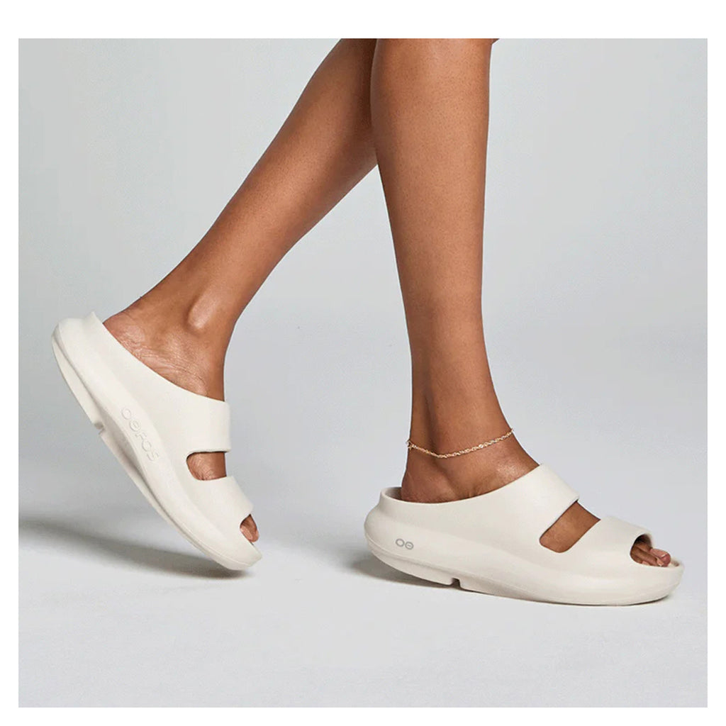 Women's OOfos, OOyea Sandal