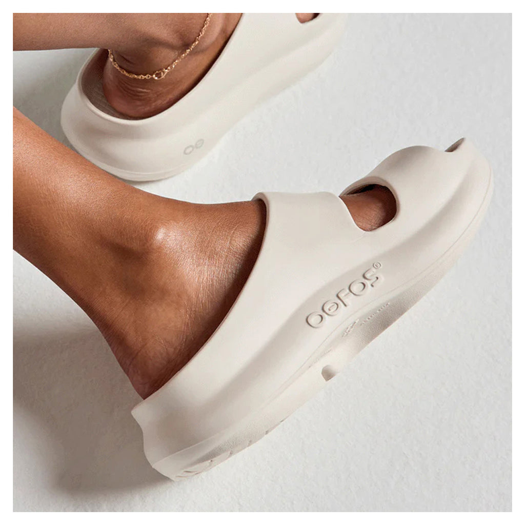 Women's OOfos, OOyea Sandal