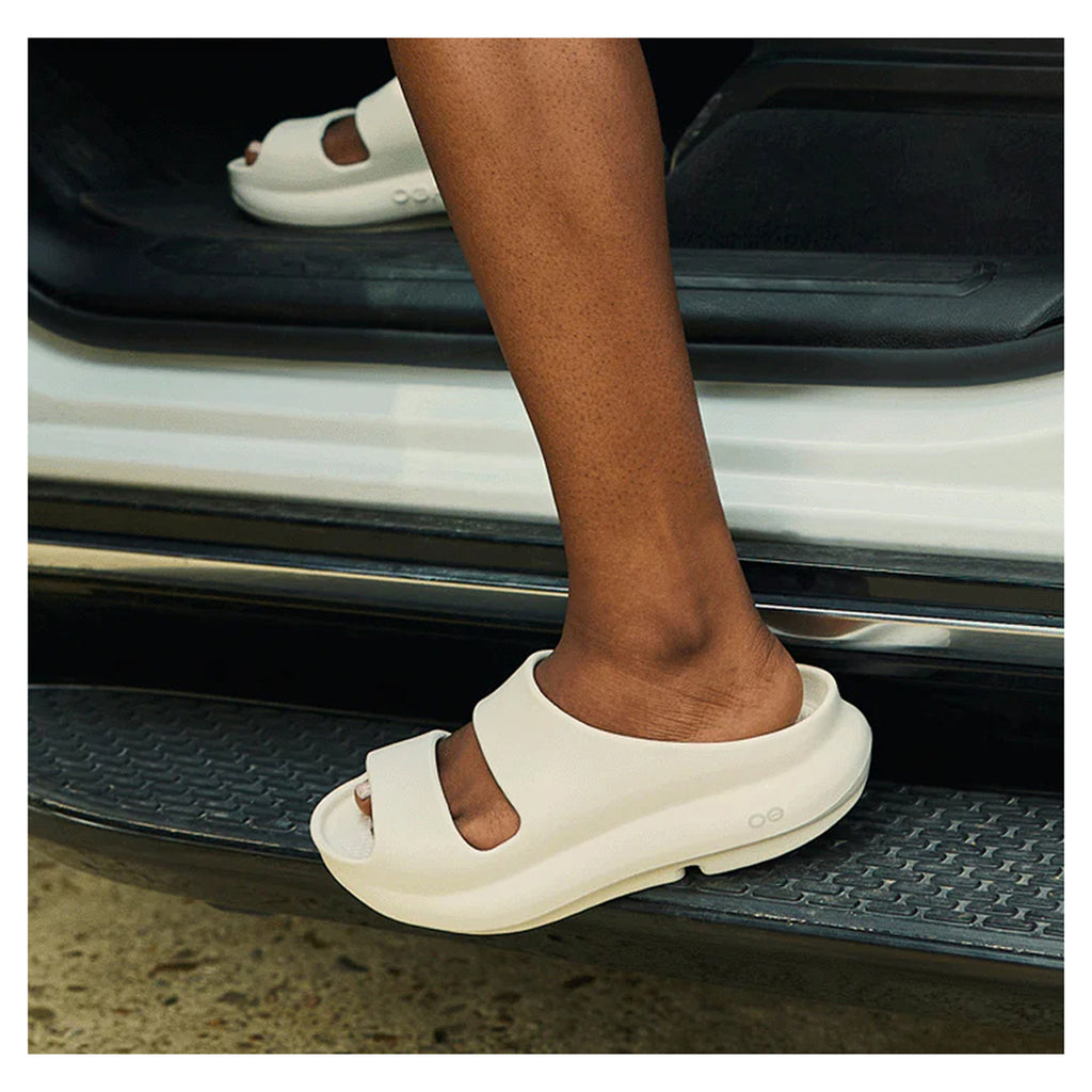 Women's OOfos, OOyea Sandal