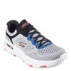 Peltz Shoes  Men's Skechers GO RUN 7.0 Running Shoe Grey Multi 220644-GYMT