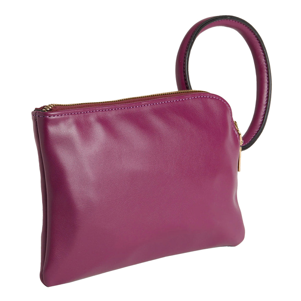 Coco & Carmen, Roxy Wrislet