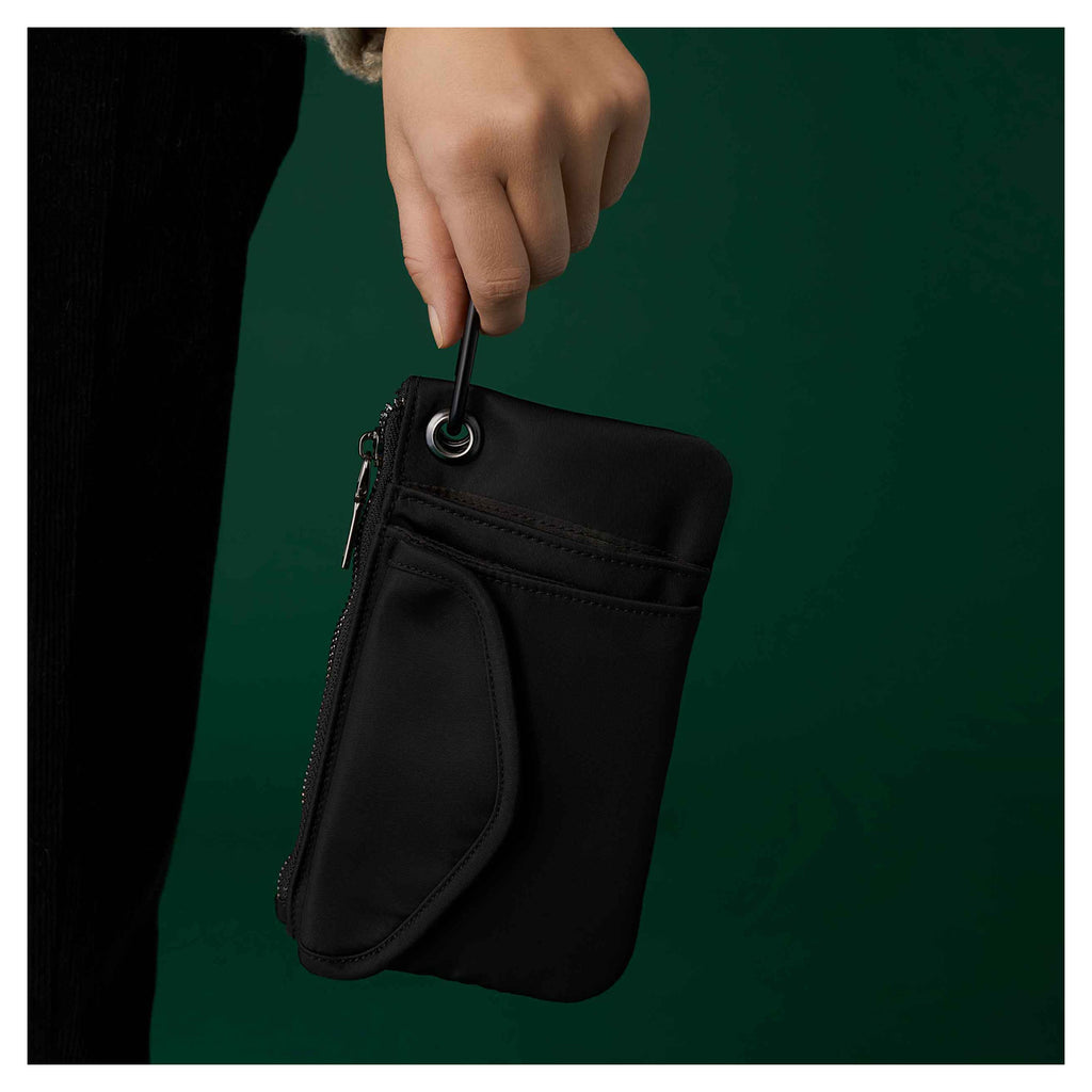 Coco & Carmen, Fiona Clutch