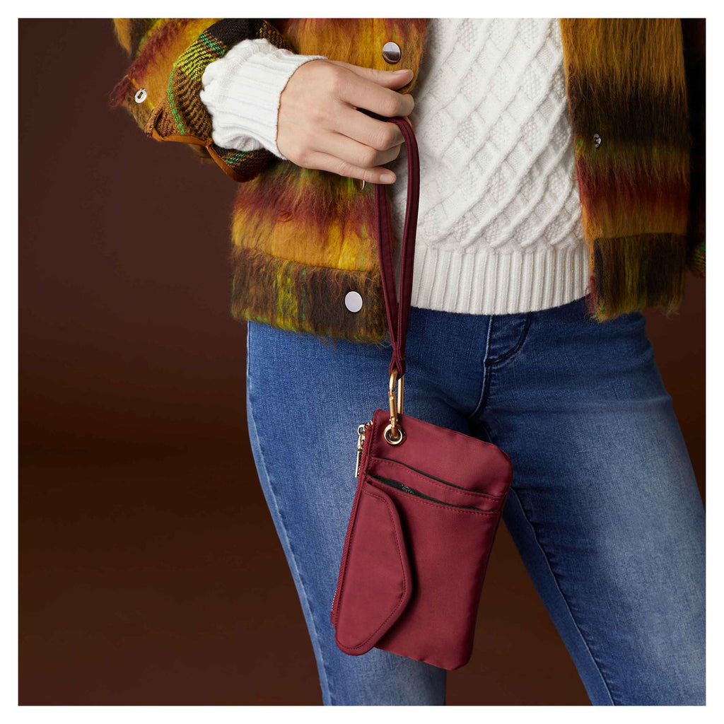 Coco & Carmen, Fiona Clutch