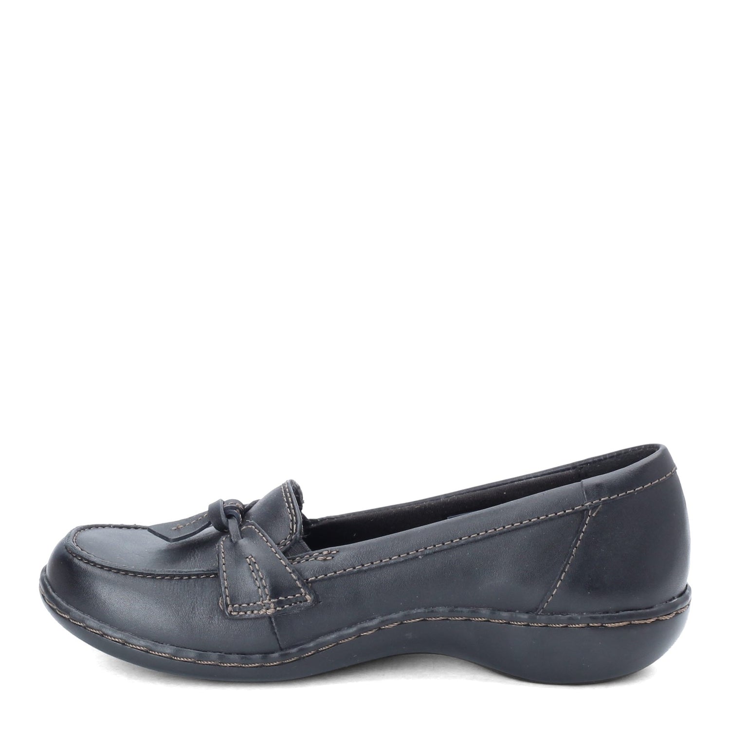 Peltz Shoes  Women's Clarks Ashland Bubble Loafer BLACK 26067331