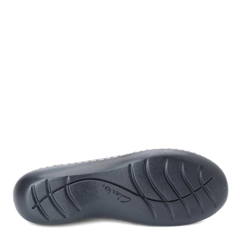 Women's Clarks Ashland Bubble Loafer NAVY 26067332
