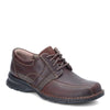 Peltz Shoes  Men's Clarks Espace Oxford BROWN 26086235