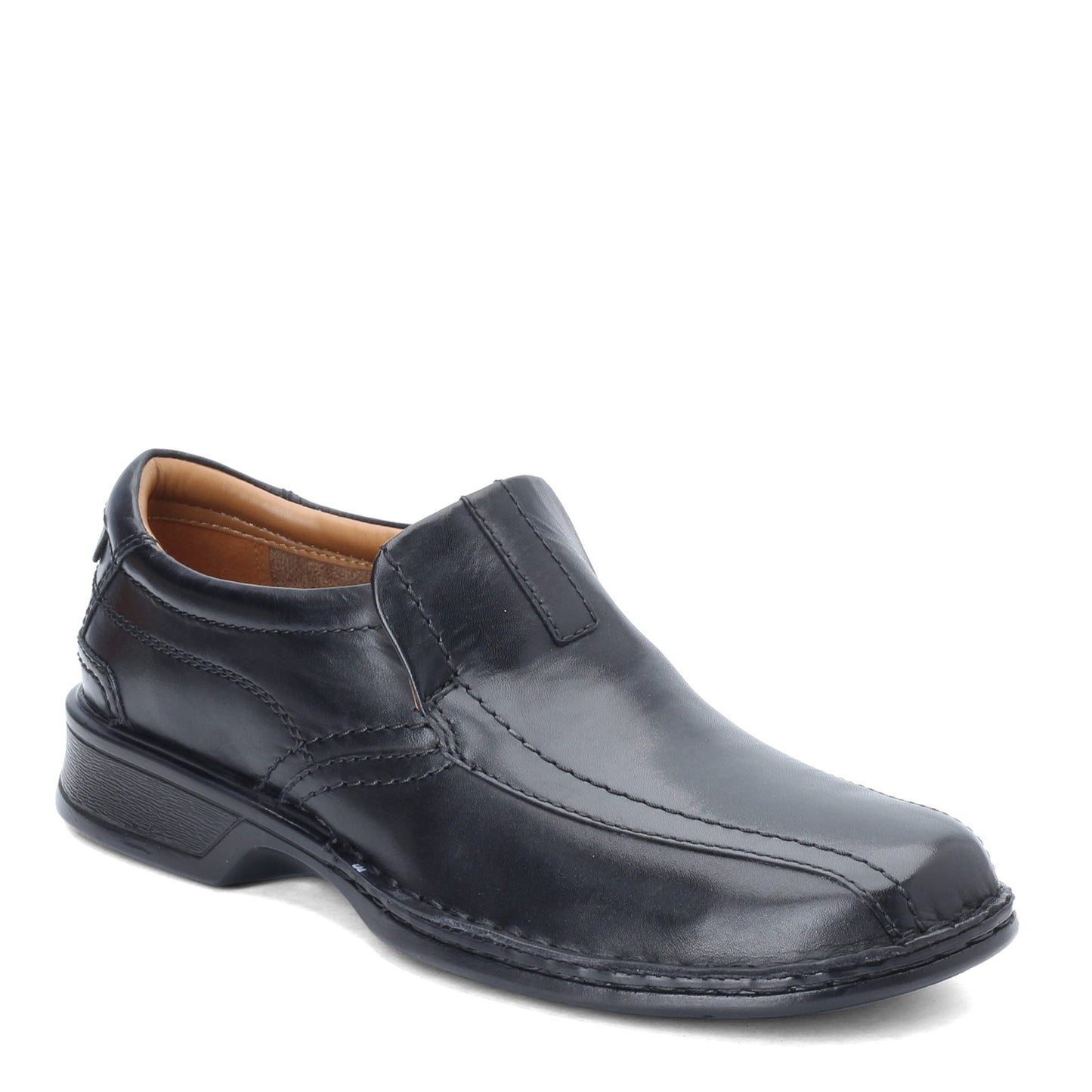 Peltz Shoes  Men's Clarks Escalade Step Loafer BLACK 26113918