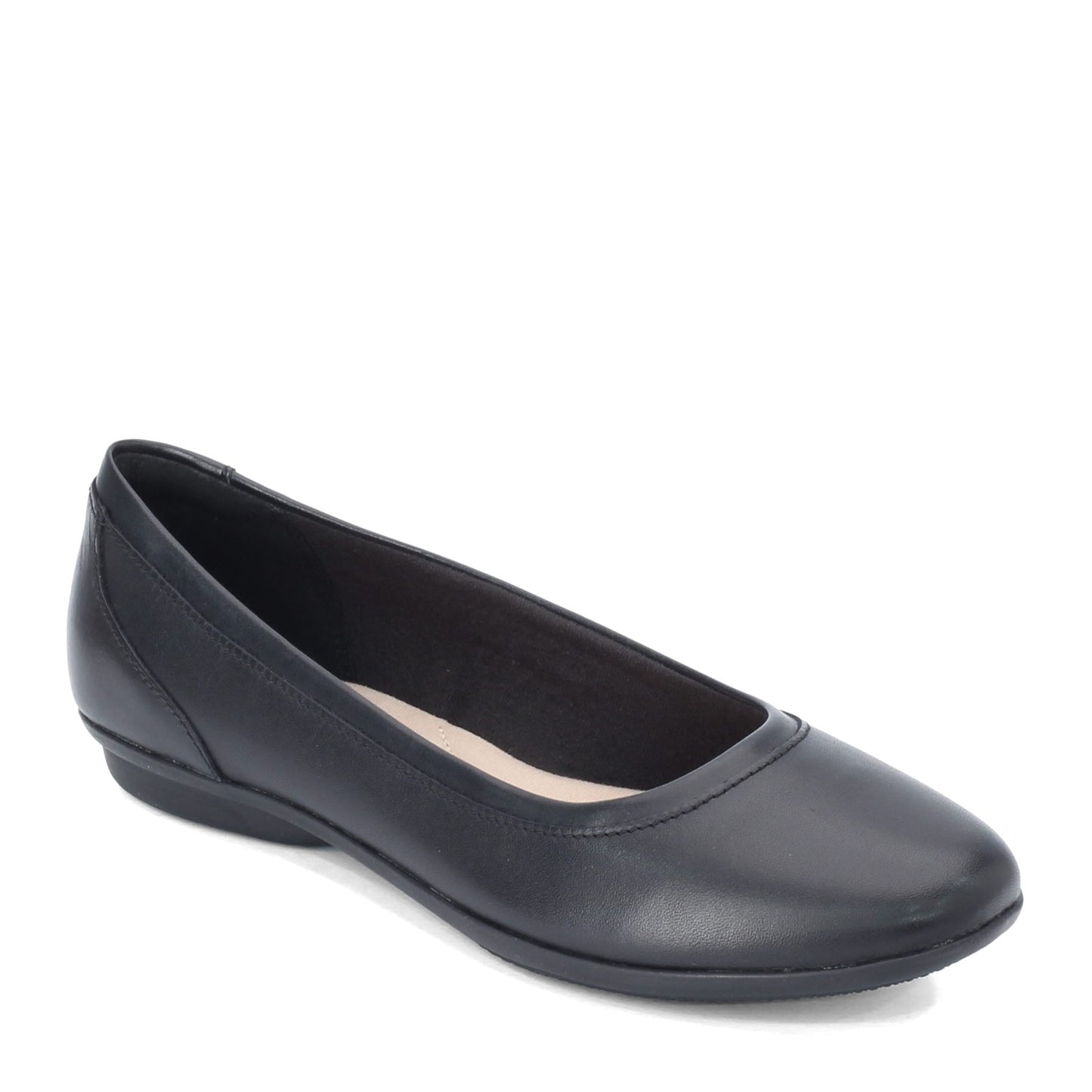 Peltz Shoes  Women's Clarks Gracelin Mara Flat BLACK 26128605