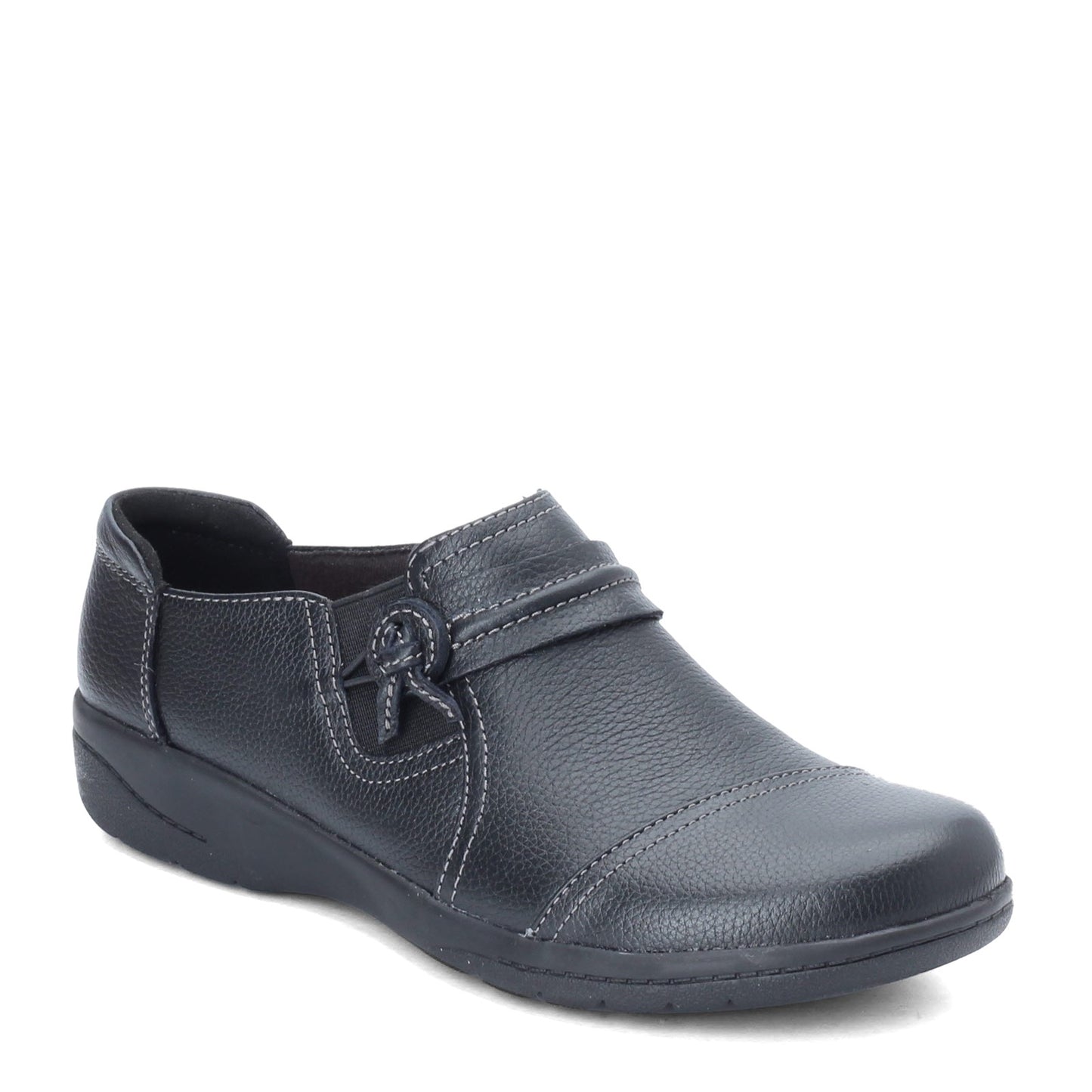 Peltz Shoes  Women's Clarks Cheyn Madi Slip-On BLACK TUMBLED 26128930