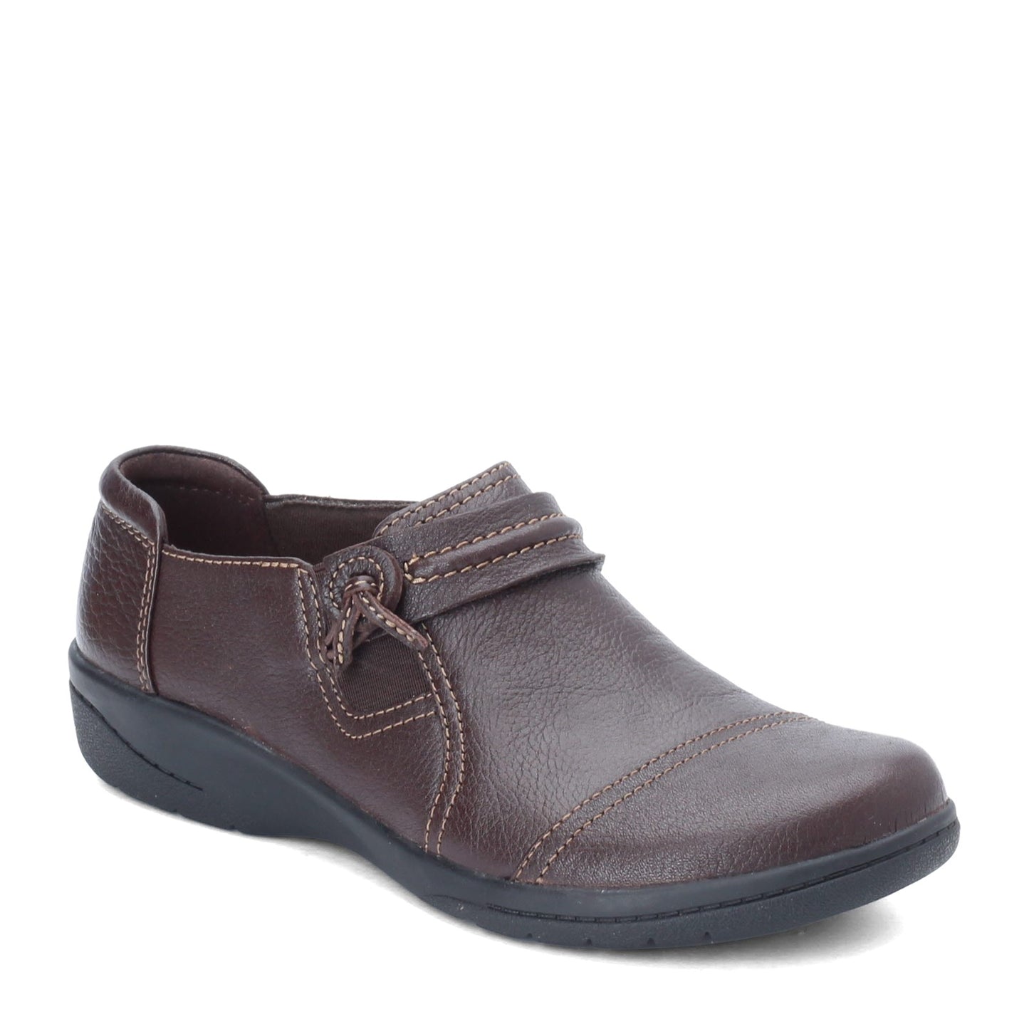 Peltz Shoes  Women's Clarks Cheyn Madi Slip-On BROWN 26128931
