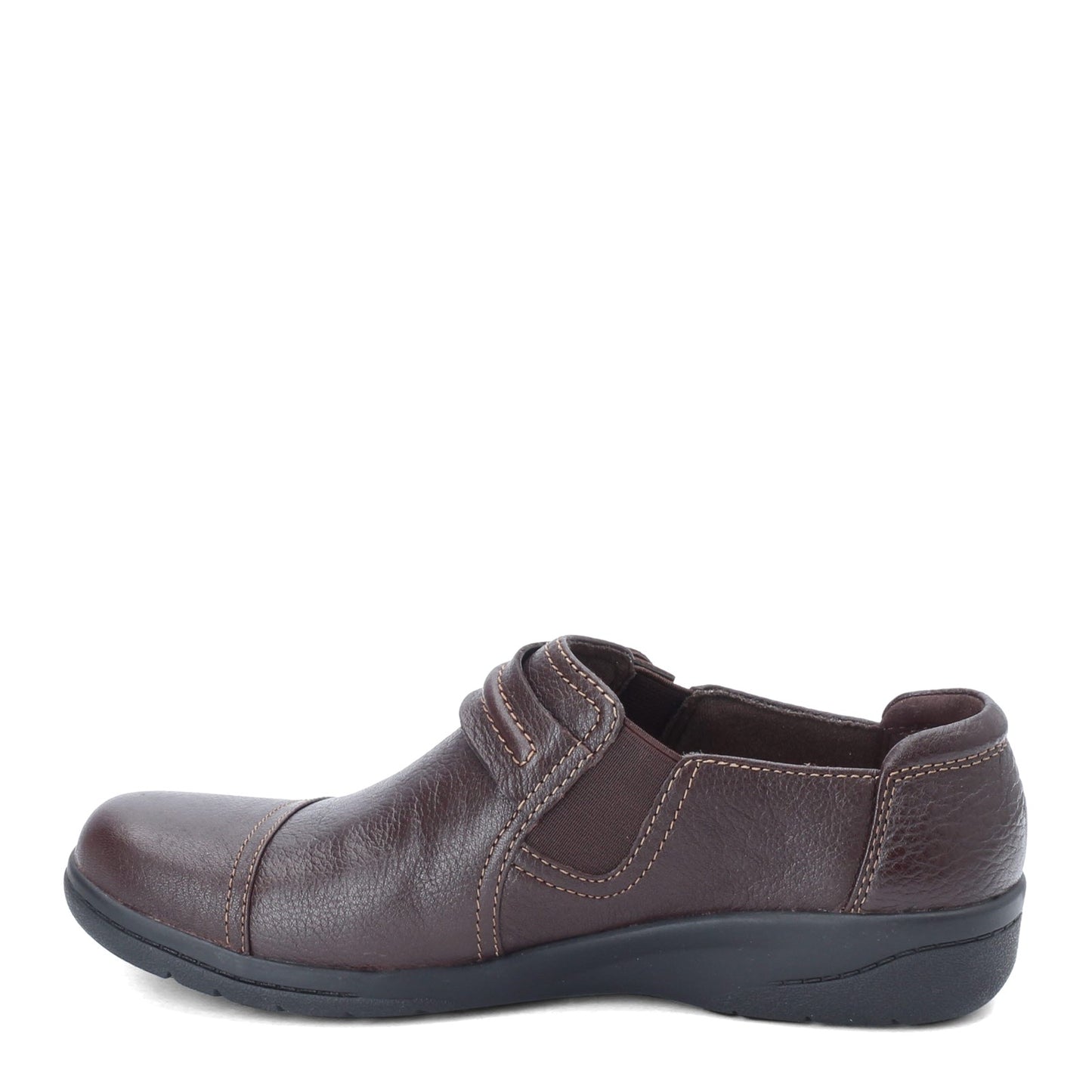 Peltz Shoes  Women's Clarks Cheyn Madi Slip-On BROWN 26128931