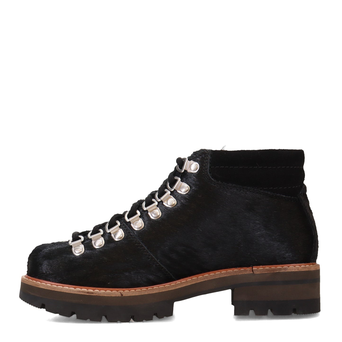 Peltz Shoes  Women's Clarks Orianna Alpine Boot BLACK 26161653