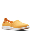 Peltz Shoes  Women's Clarks Breeze Step Slip-On YELLOW 26164786