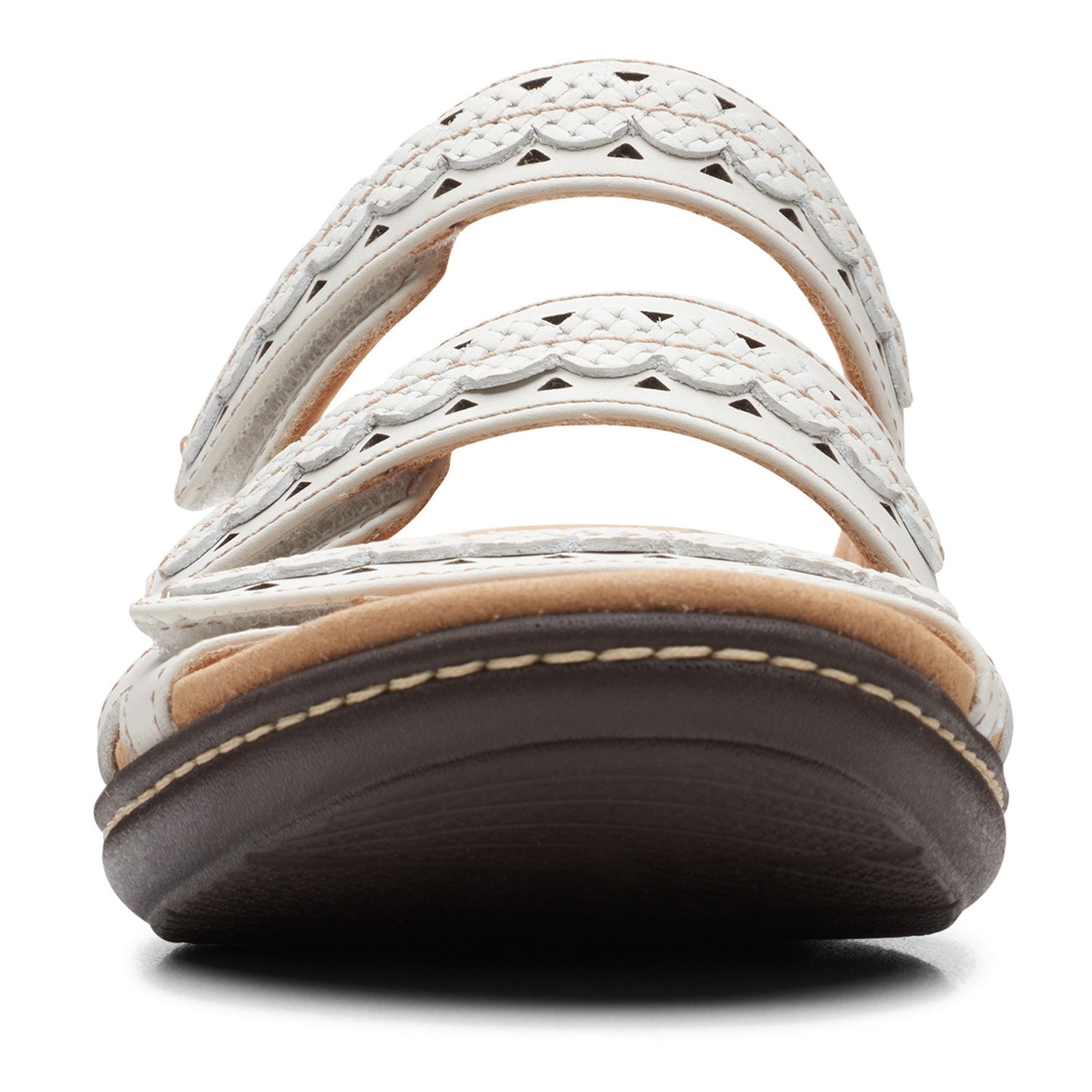 Peltz Shoes  Women's Clarks Laurieann Cove Sandal WHITE 26164833