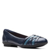 Peltz Shoes  Women's Clarks Sara Clover Flat NAVY 26165472