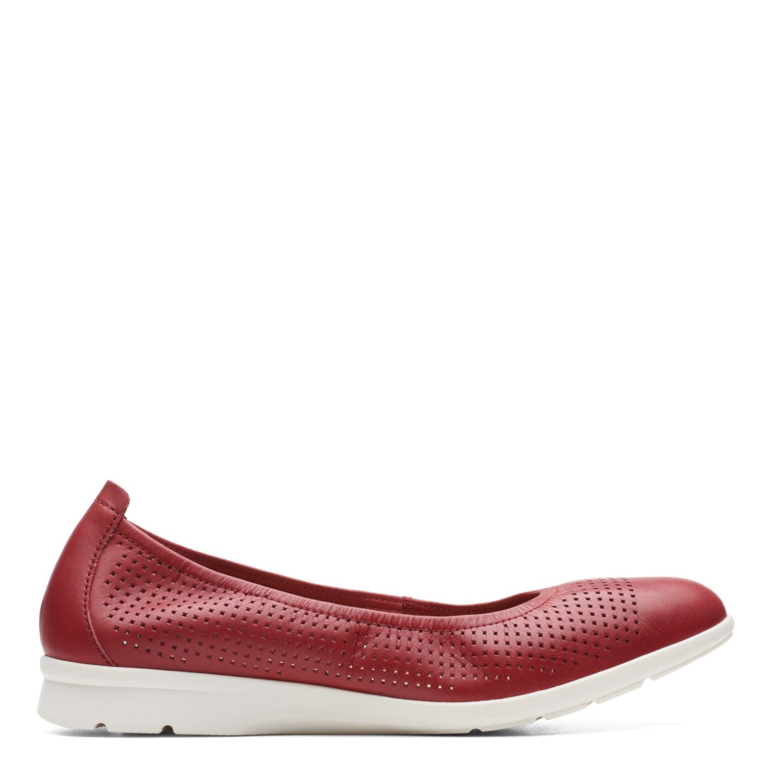 Peltz Shoes  Women's Clarks Jenette Ease Flat RED BEAN 26166716
