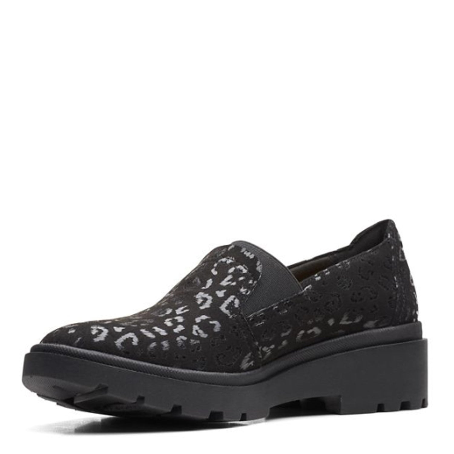 Peltz Shoes  Women's Clarks Calla Rae Loafer BLACK FABRIC 26167688