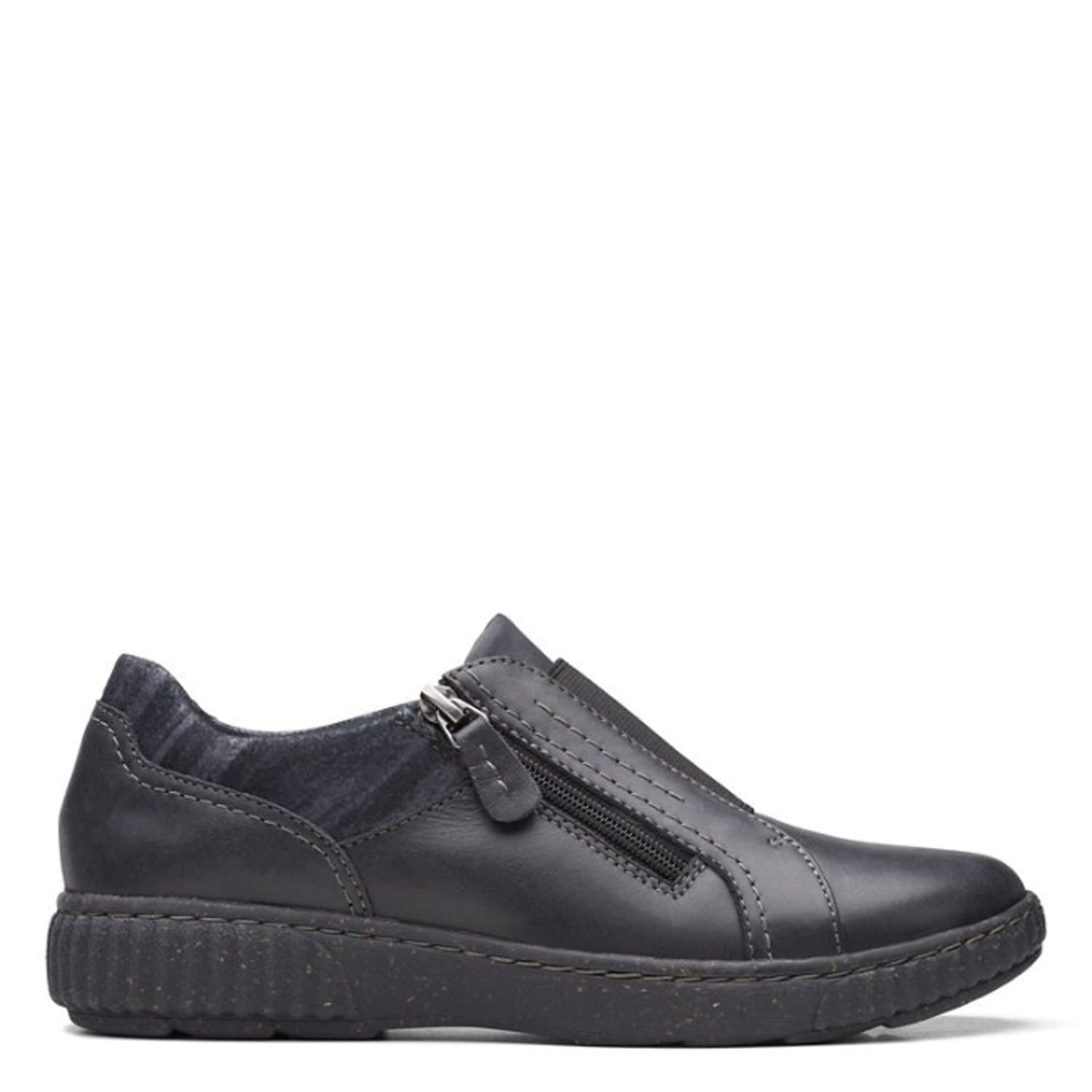 Peltz Shoes  Women's Clarks Caroline Cove Slip-On BLACK 26167699
