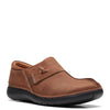 Peltz Shoes  Women's Clarks Un Loop Ave Slip-On Dark Tan 26168703