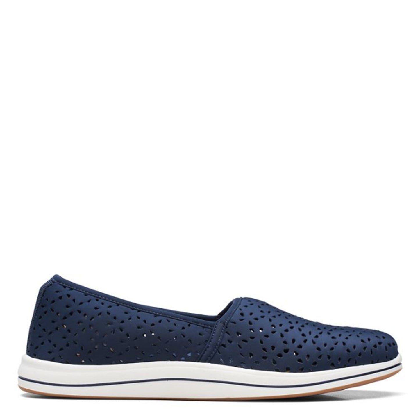 Peltz Shoes  Women's Clarks Breeze Emily Slip-On NAVY 26171360