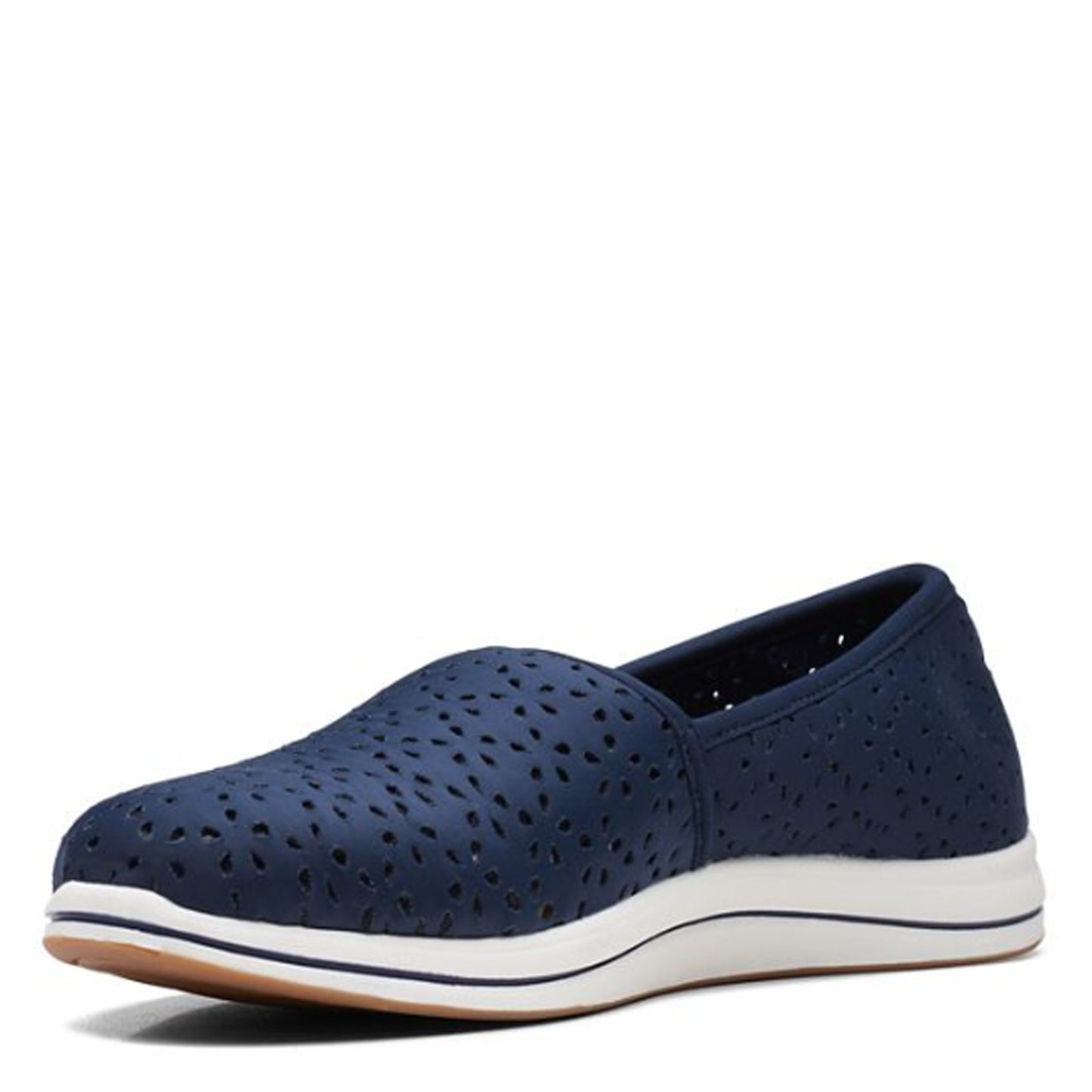 Peltz Shoes  Women's Clarks Breeze Emily Slip-On NAVY 26171360