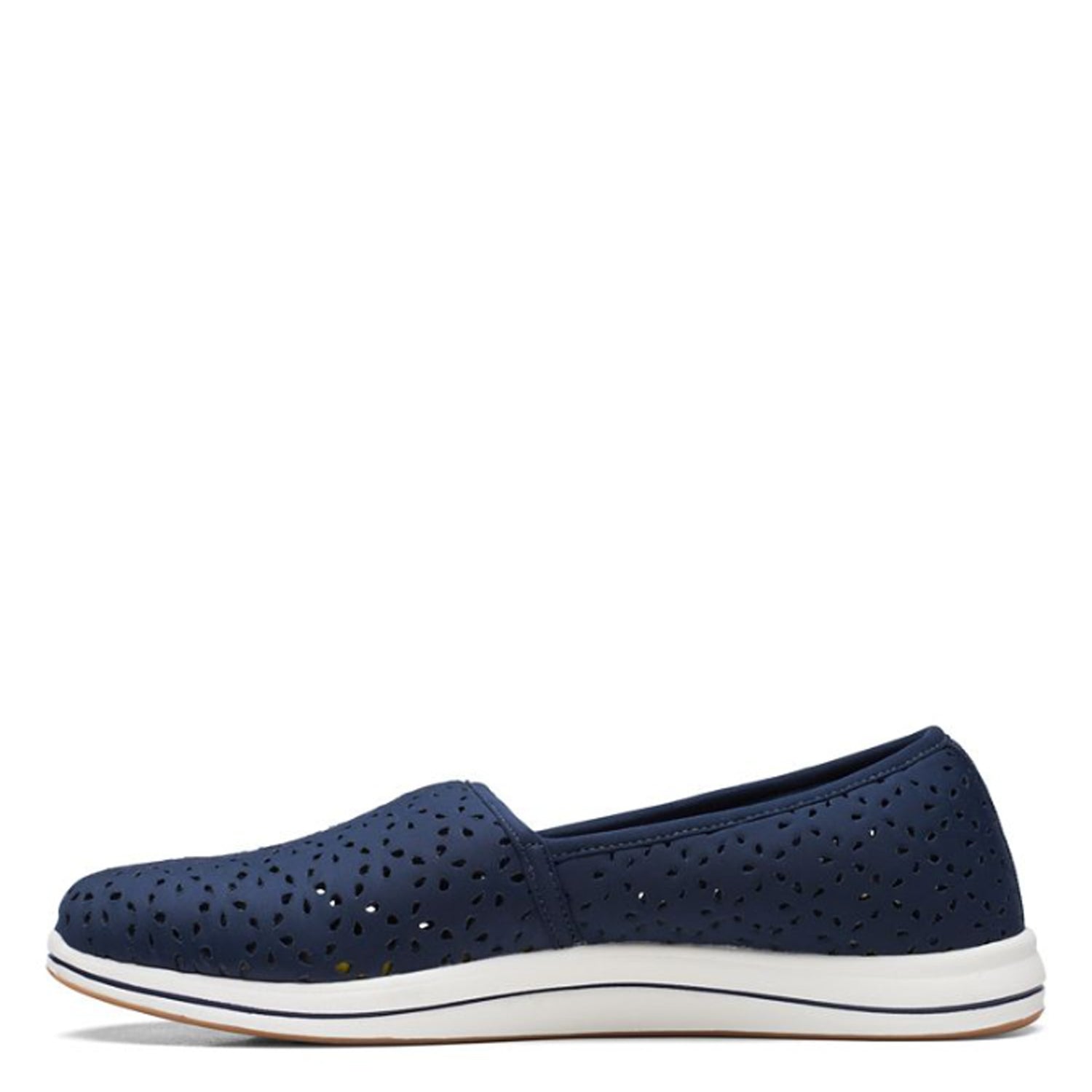 Peltz Shoes  Women's Clarks Breeze Emily Slip-On NAVY 26171360