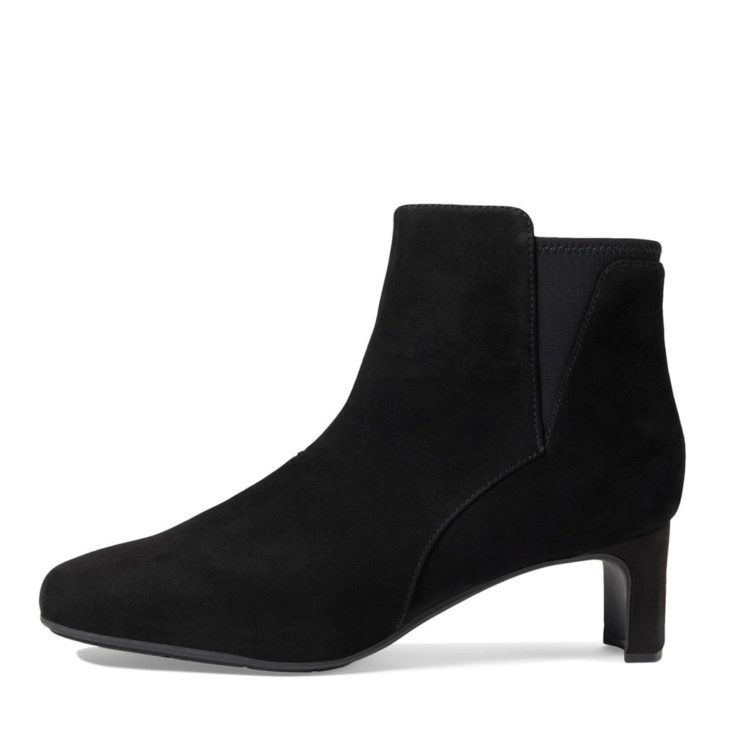 Women's Clarks Kyndall Faye Boot BLACK SUEDE 26174301
