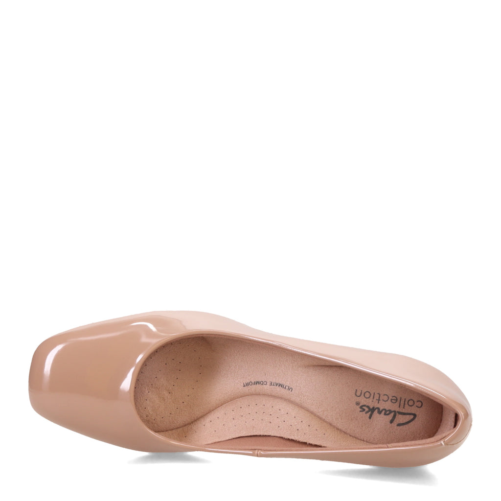 Women's Clarks Kyndall Iris Pump WARM BEIGE 26174308
