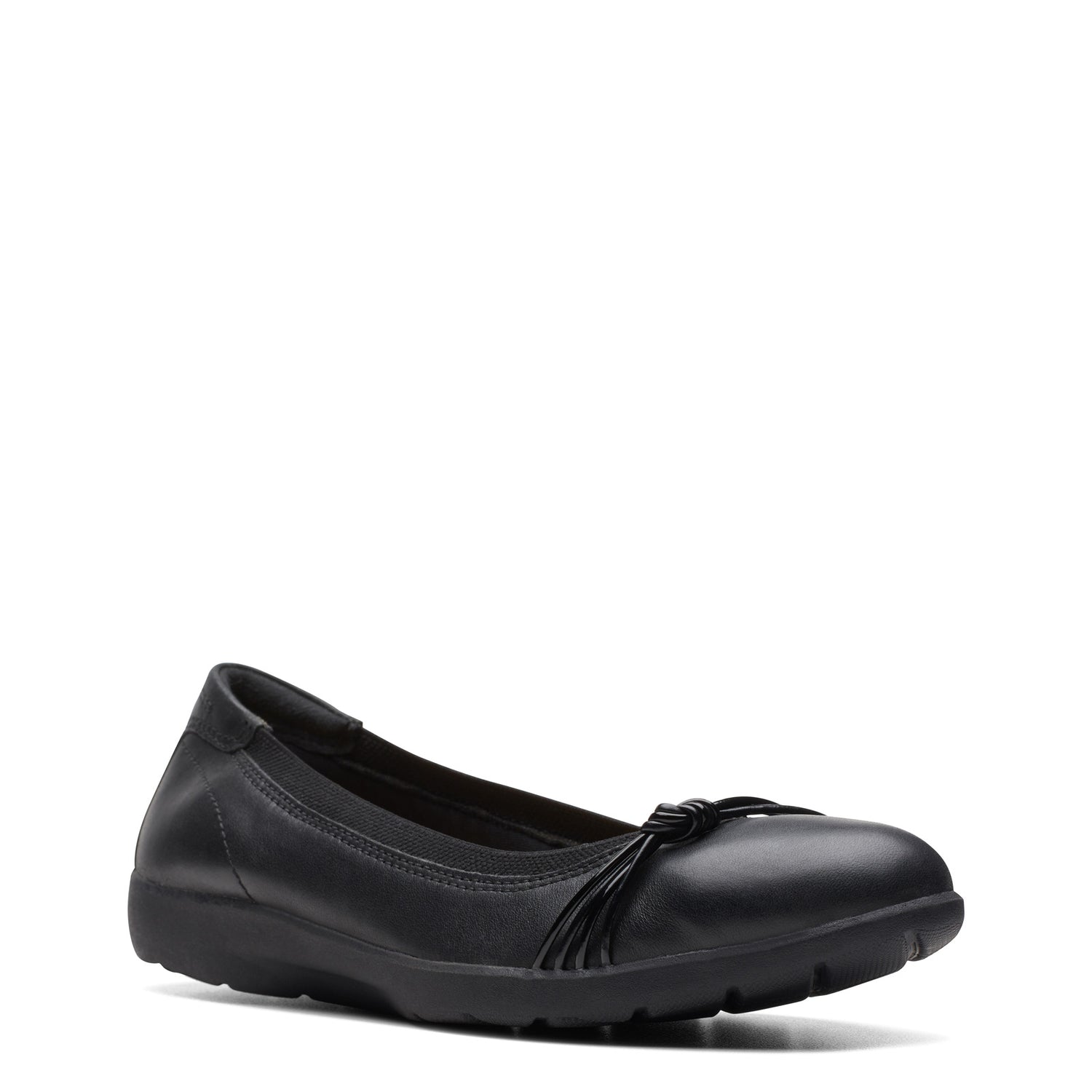 Peltz Shoes  Women's Clarks Meadow Rae Slip-On BLACK 26174364