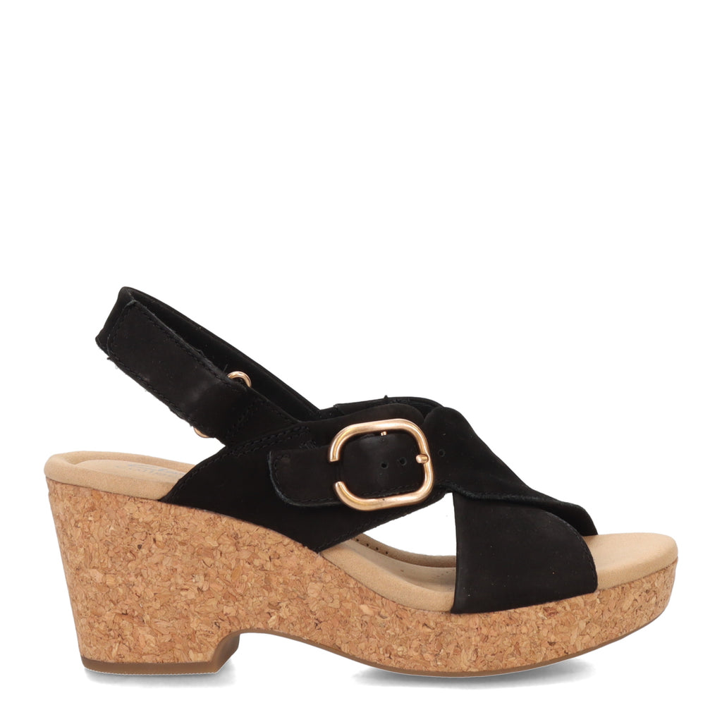 Women's Clarks Giselle Dove Sandal BLACK 26177142