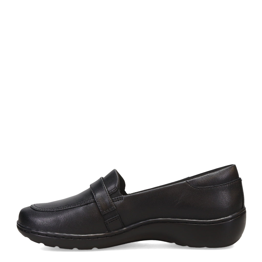 Women's Clarks Core Amanda Loafer BLACK 26179580