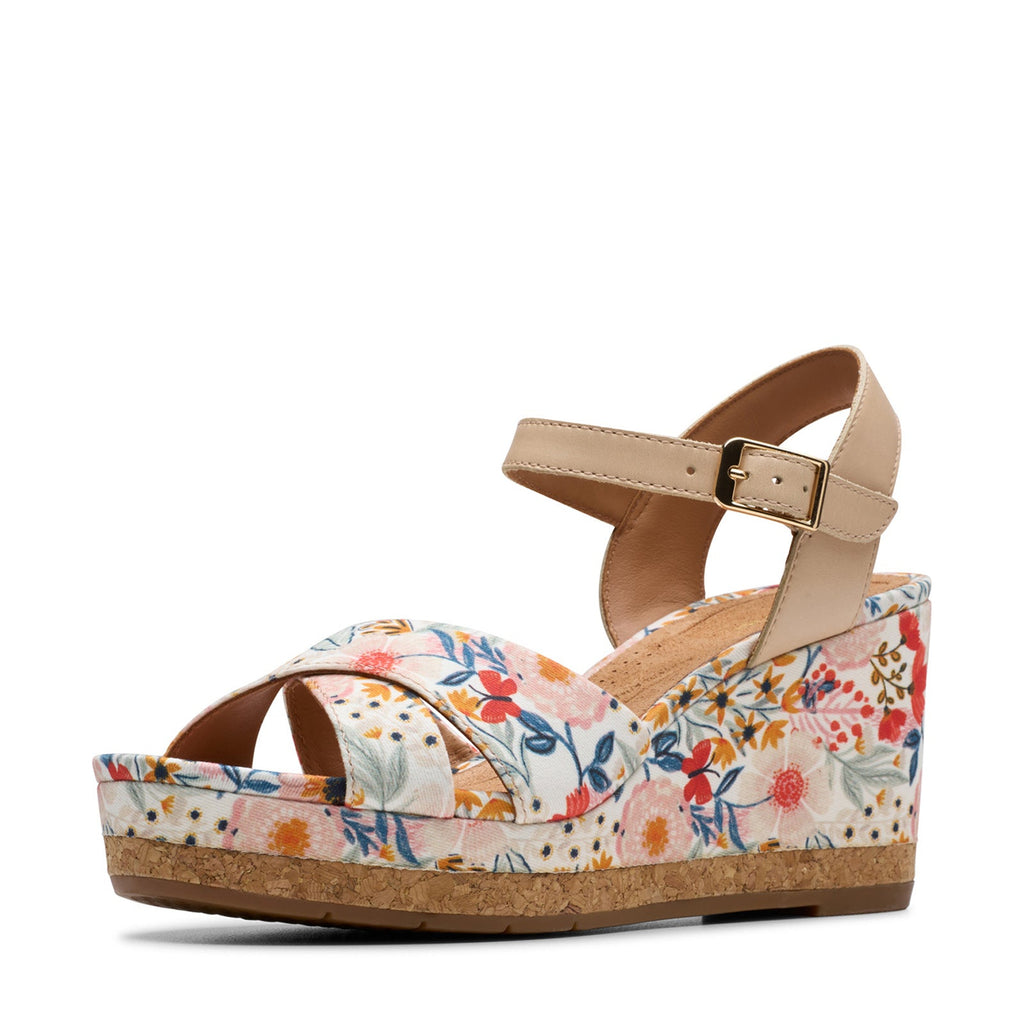 Women's Clarks Chicly Floral Wedge Sandal WHITE FLORAL 26182872
