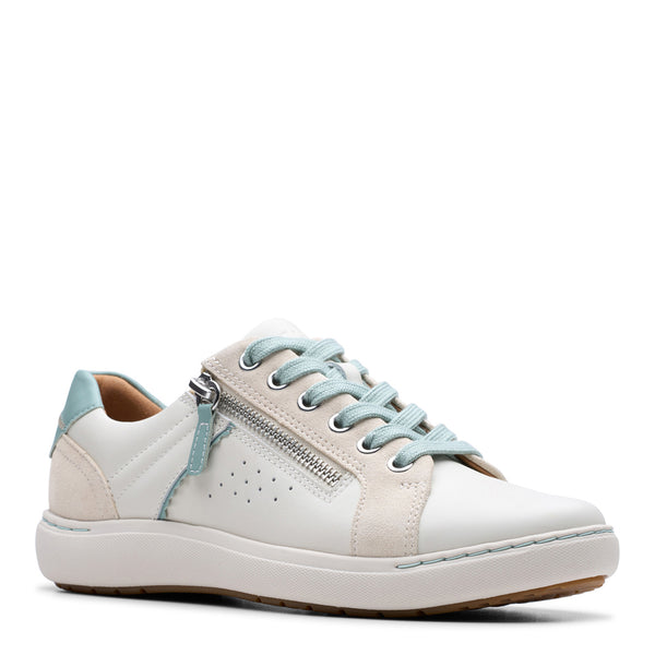 Women's Clarks, Nalle Zen Sneaker ‐ Peltz Shoes