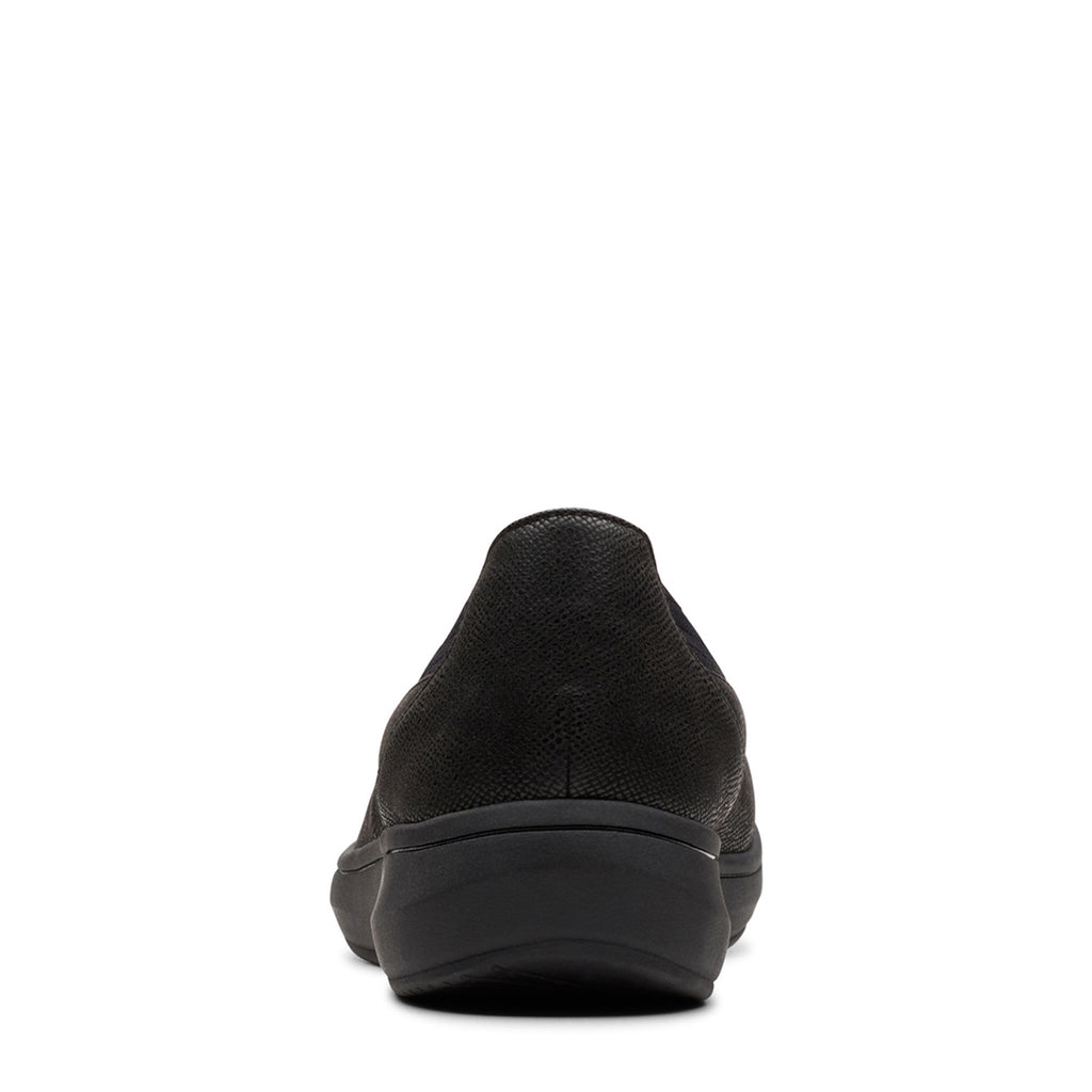 Women's Clarks BreezeSky Air Slip-On BLACK 26184191