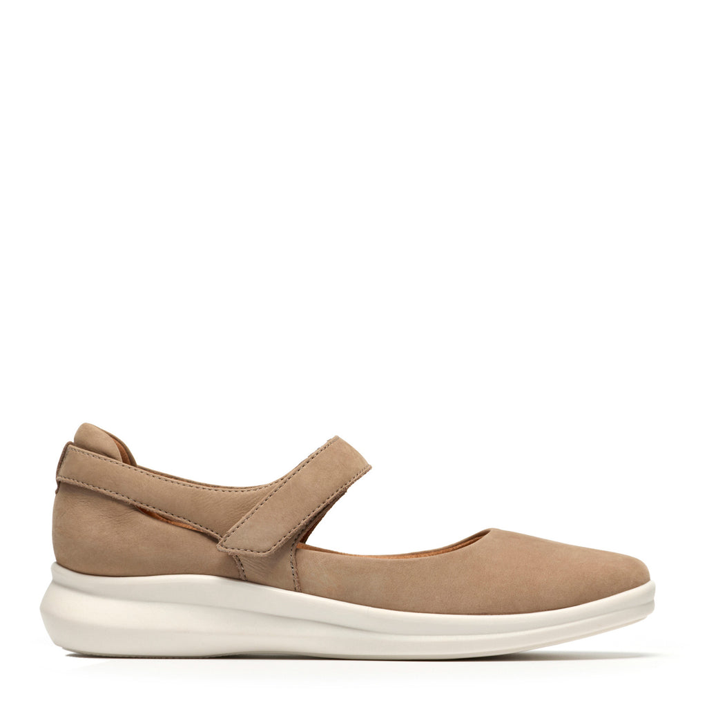 Women's Clarks Lynell Strap Mary Jane TAUPE NUBUCK 26186659